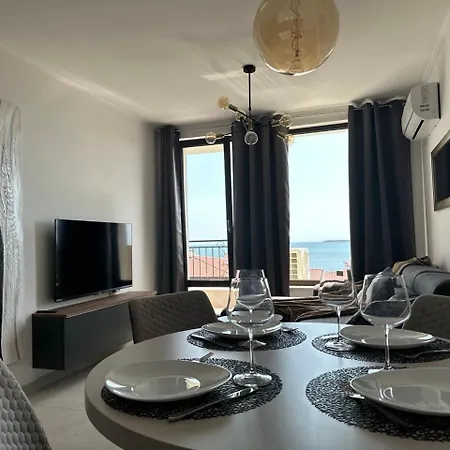 Apartment Meeresblick Neubau In *